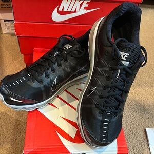 Nike Black and White Athletic Training Shoes